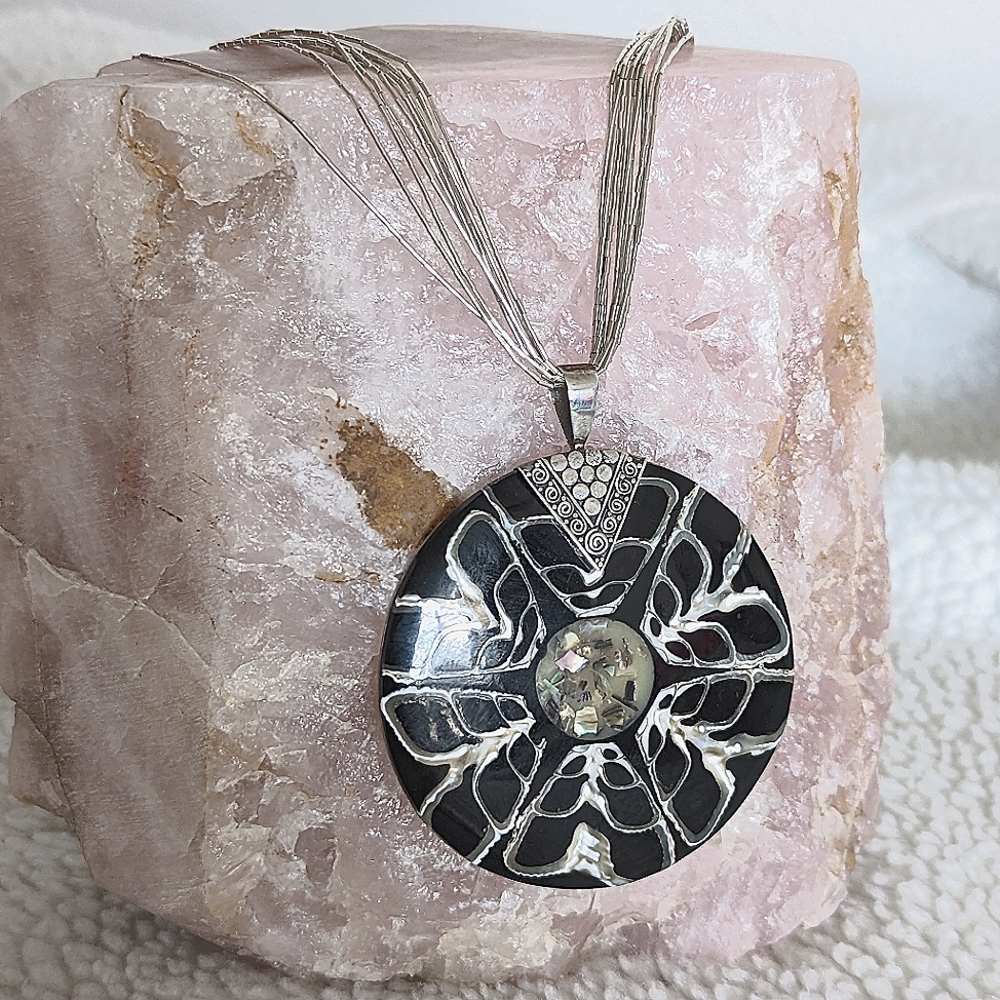 A Shell Pendant! - Picture 2 of 7